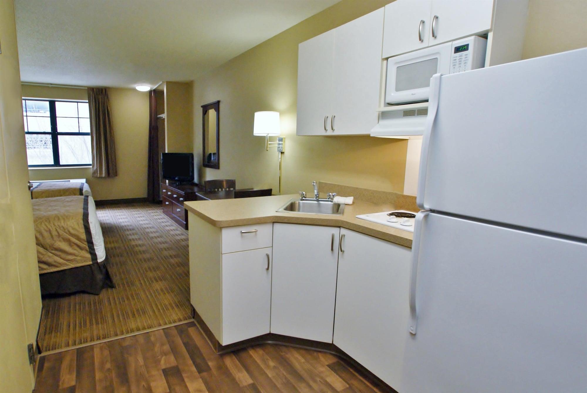 Extended Stay America Suites - Somerset - Franklin Exterior photo