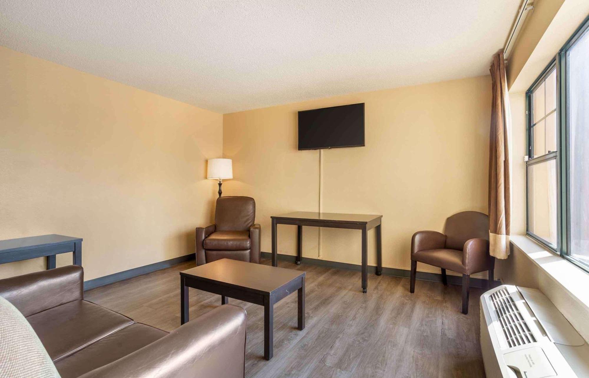 Extended Stay America Suites - Somerset - Franklin Exterior photo