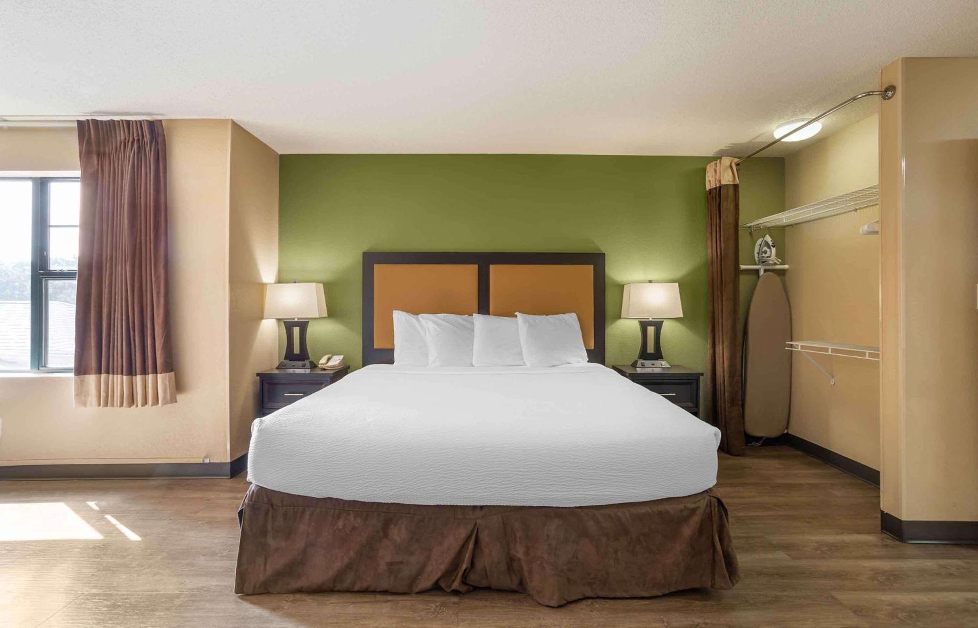Extended Stay America Suites - Somerset - Franklin Exterior photo