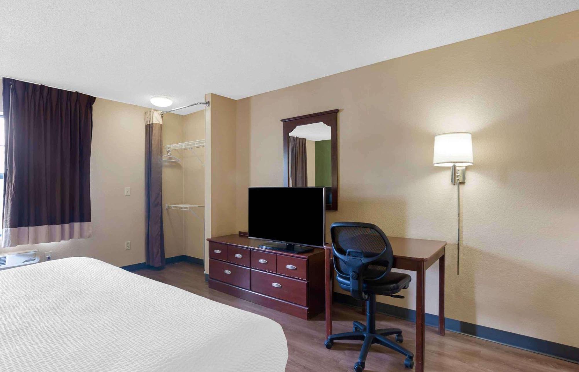 Extended Stay America Suites - Somerset - Franklin Exterior photo